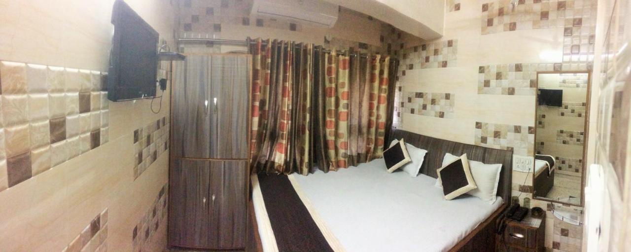 Ajanta Hotel 100 Mtrs Railway Station & 400 Mtrs Dargah Ajmer Exterior photo